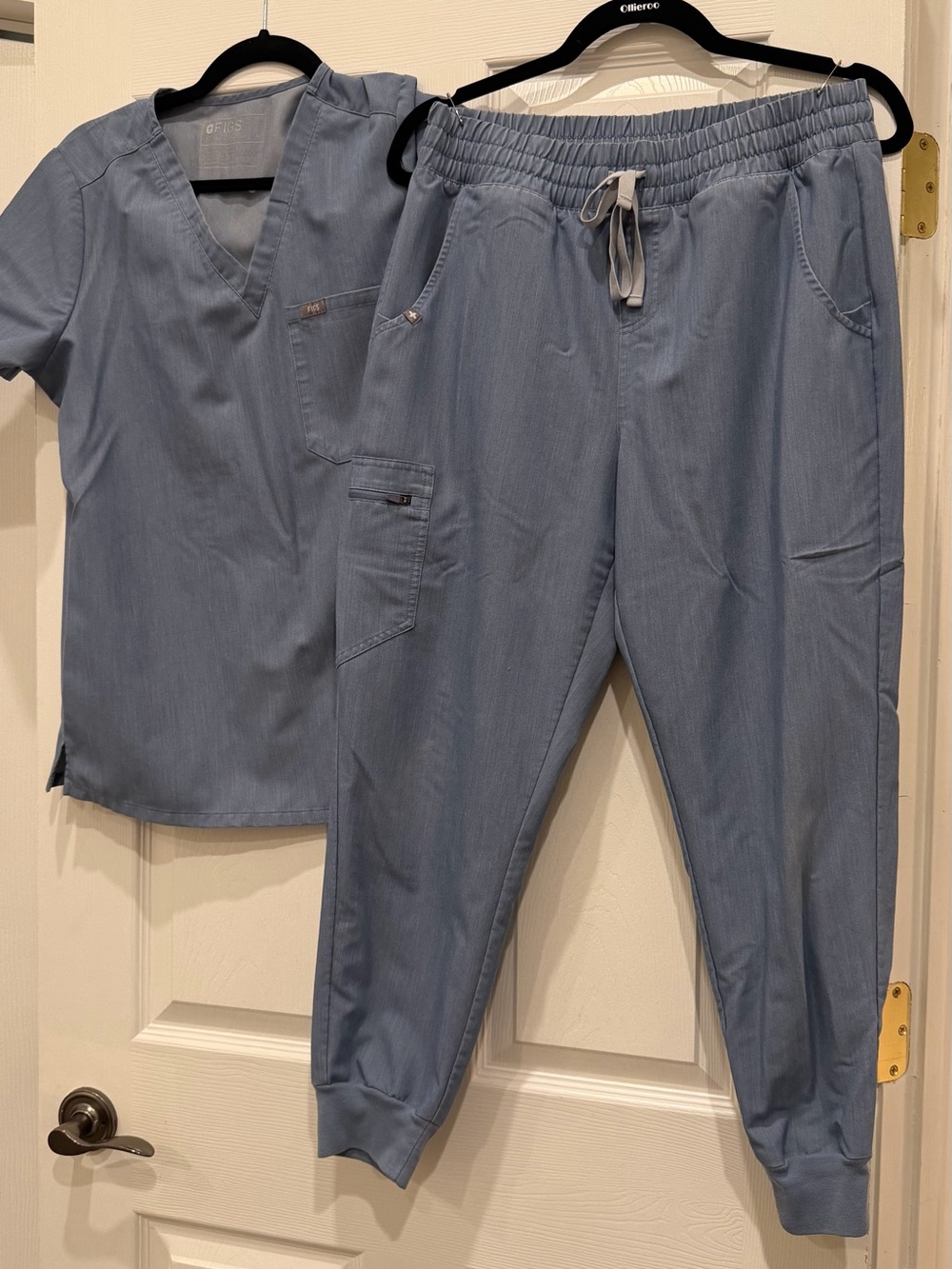 FIGS WOMEN SCRUBS worn once